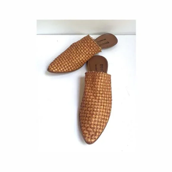 Cydwoq Woven Slides Mules - Picture 2 of 7